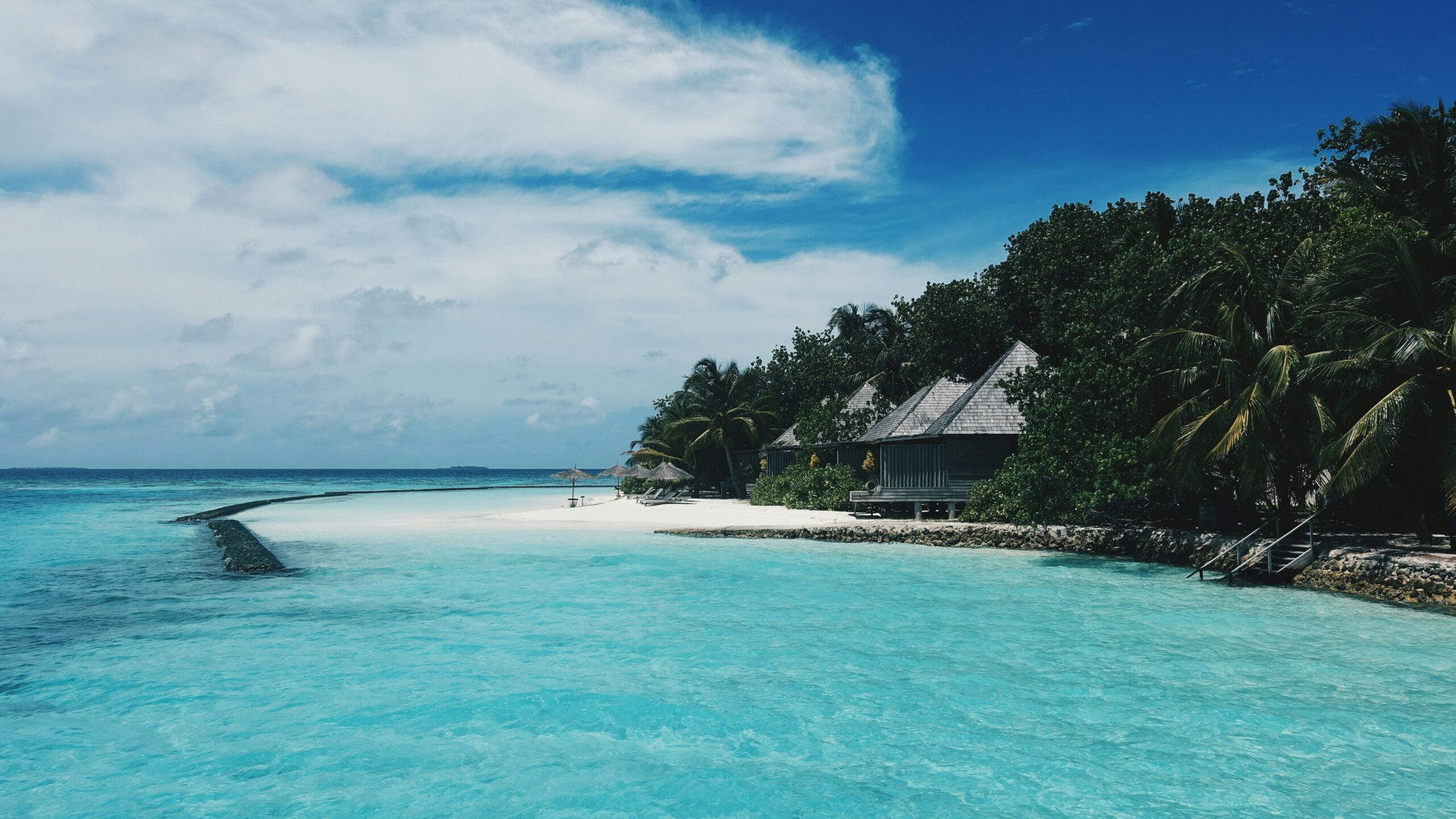 7 Places Like the Maldives